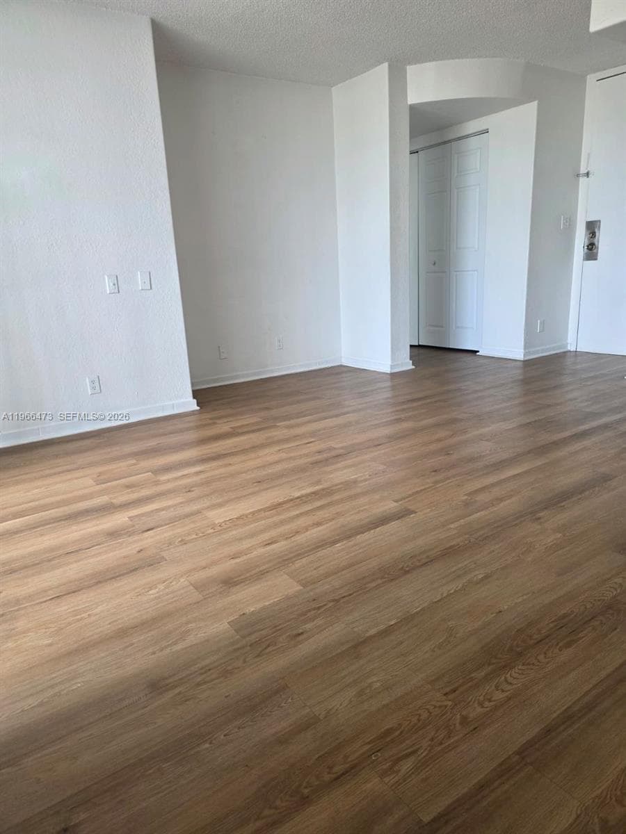 16450 NW 2nd Ave # 214, Miami, FL 33169 photo 2