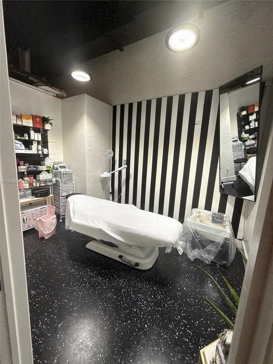 120 S Dixie Hwy, West Palm Beach, FL 33401 photo 3