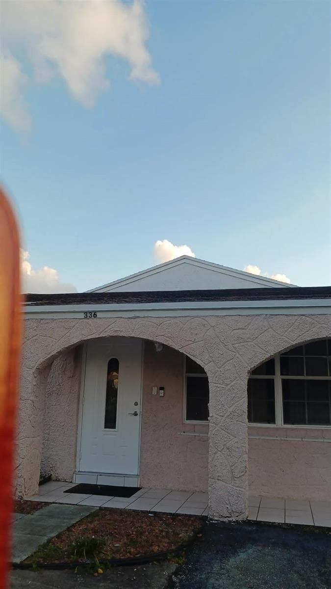 336 NW 7th Court, Deerfield Beach, FL 33441 photo 2