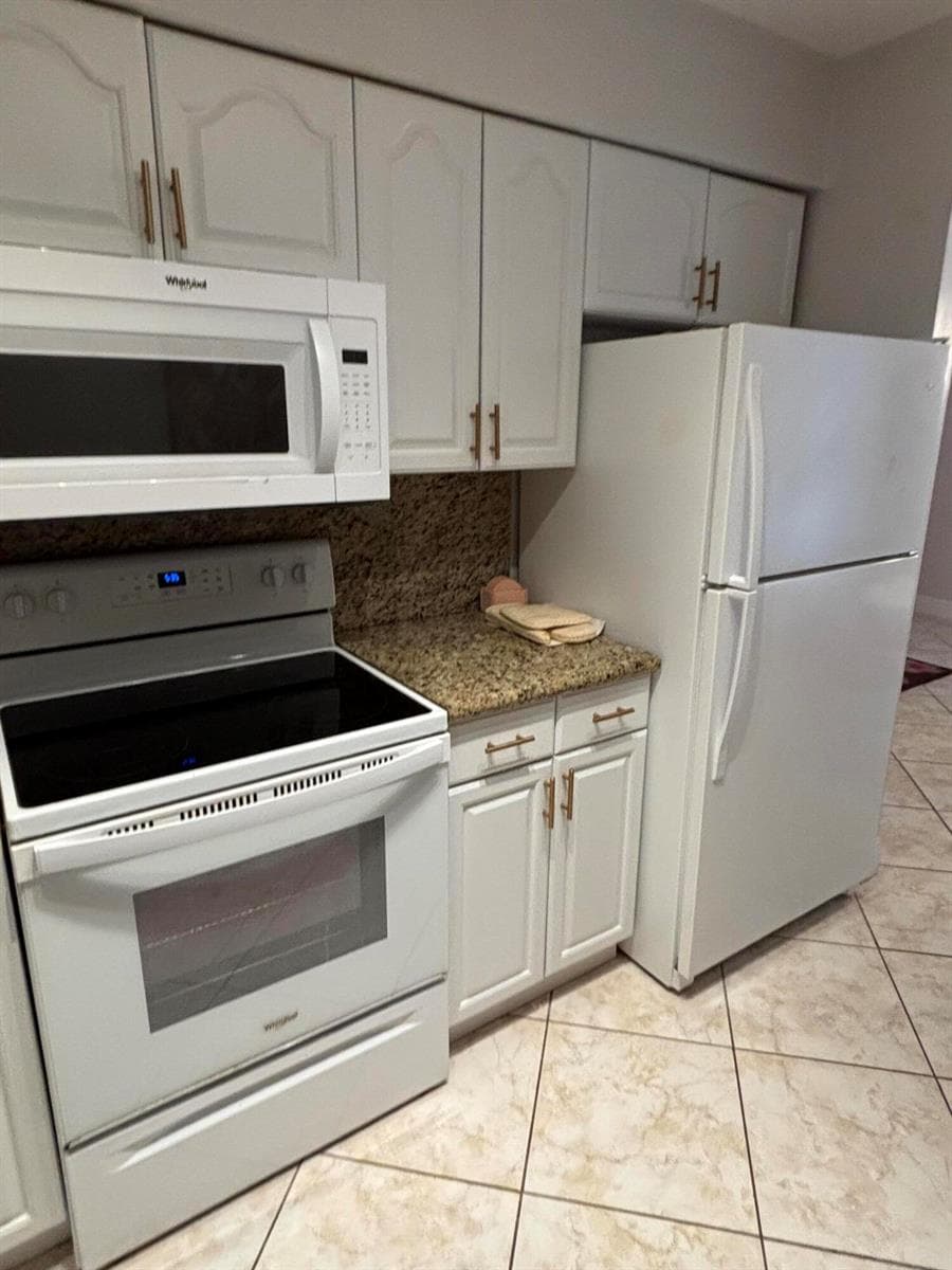 510 Prosperity Farms Road # 8b, North Palm Beach, FL 33408 photo 4