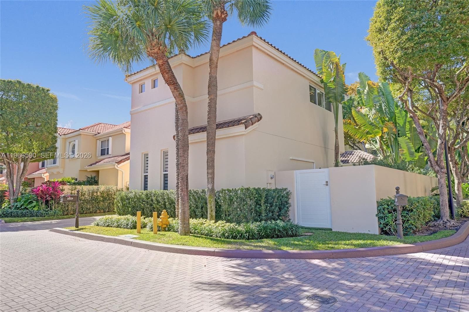 20824 NE 37th Ave # 20824, Aventura, FL 33180 photo 5