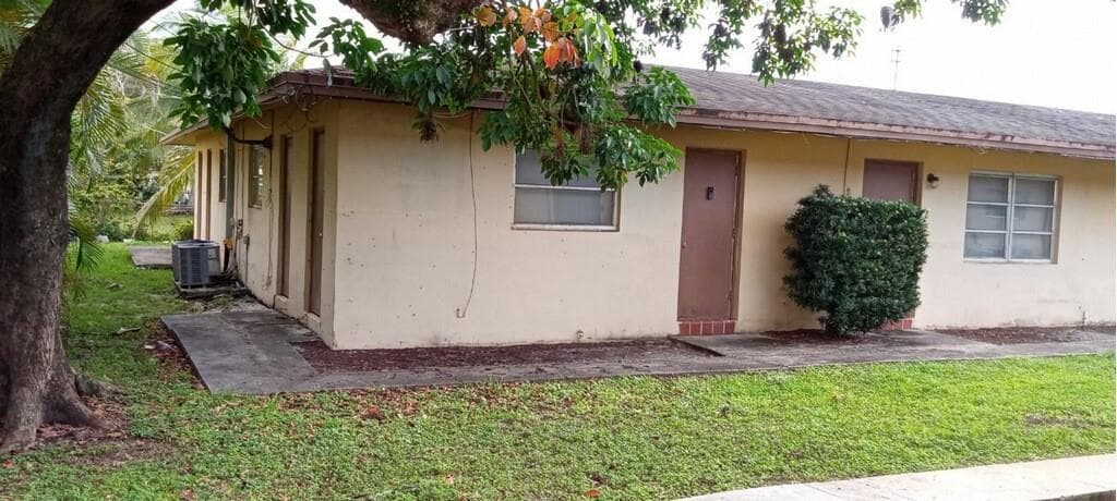 1856 NW 52nd Avenue, Lauderhill, FL 33313 photo 5