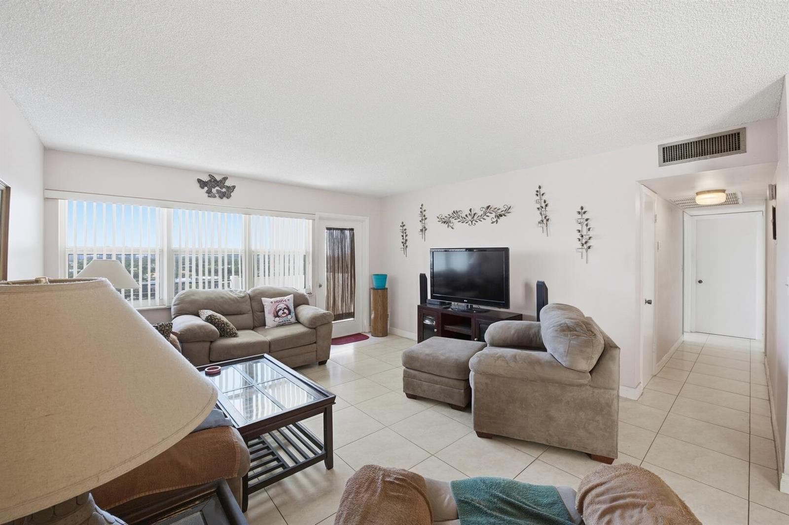 401 Golden Isles Drive # 1009, Hallandale Beach, FL 33009 photo 5