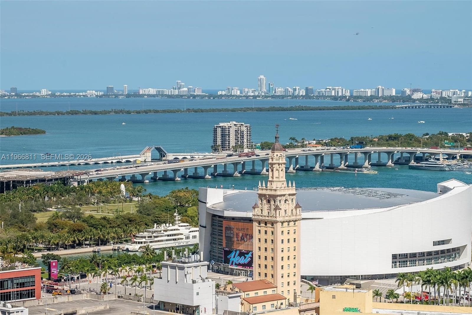 225 N Miami Ave # 3307, Miami, FL 33128 photo 2