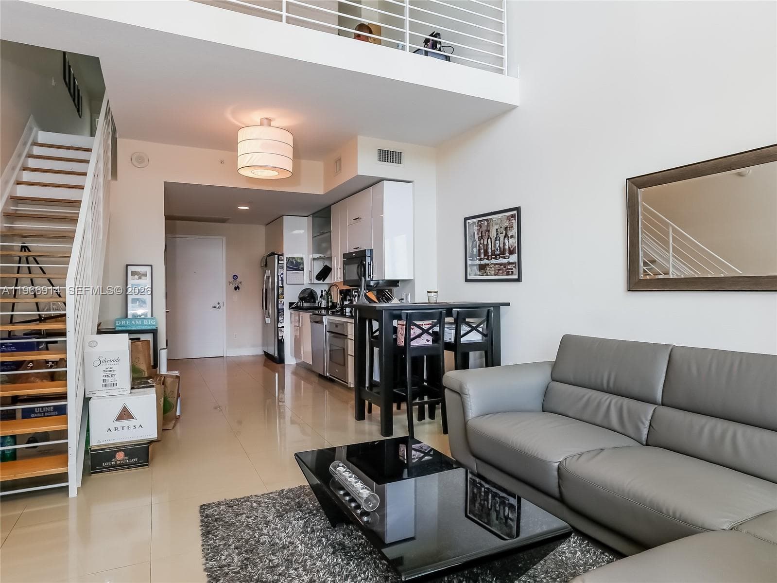 60 SW 13th St # 3404, Miami, FL 33130 photo 2