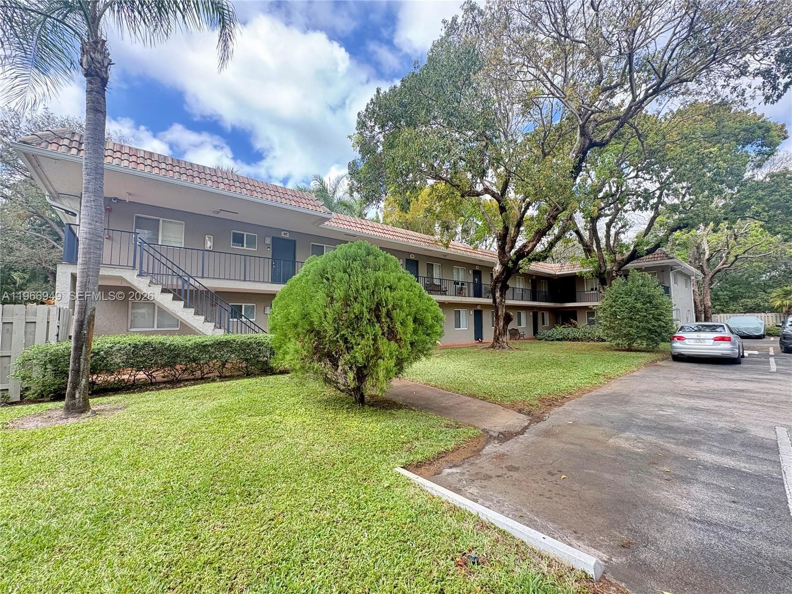 1111 SW 4th St, Fort Lauderdale, FL 33312