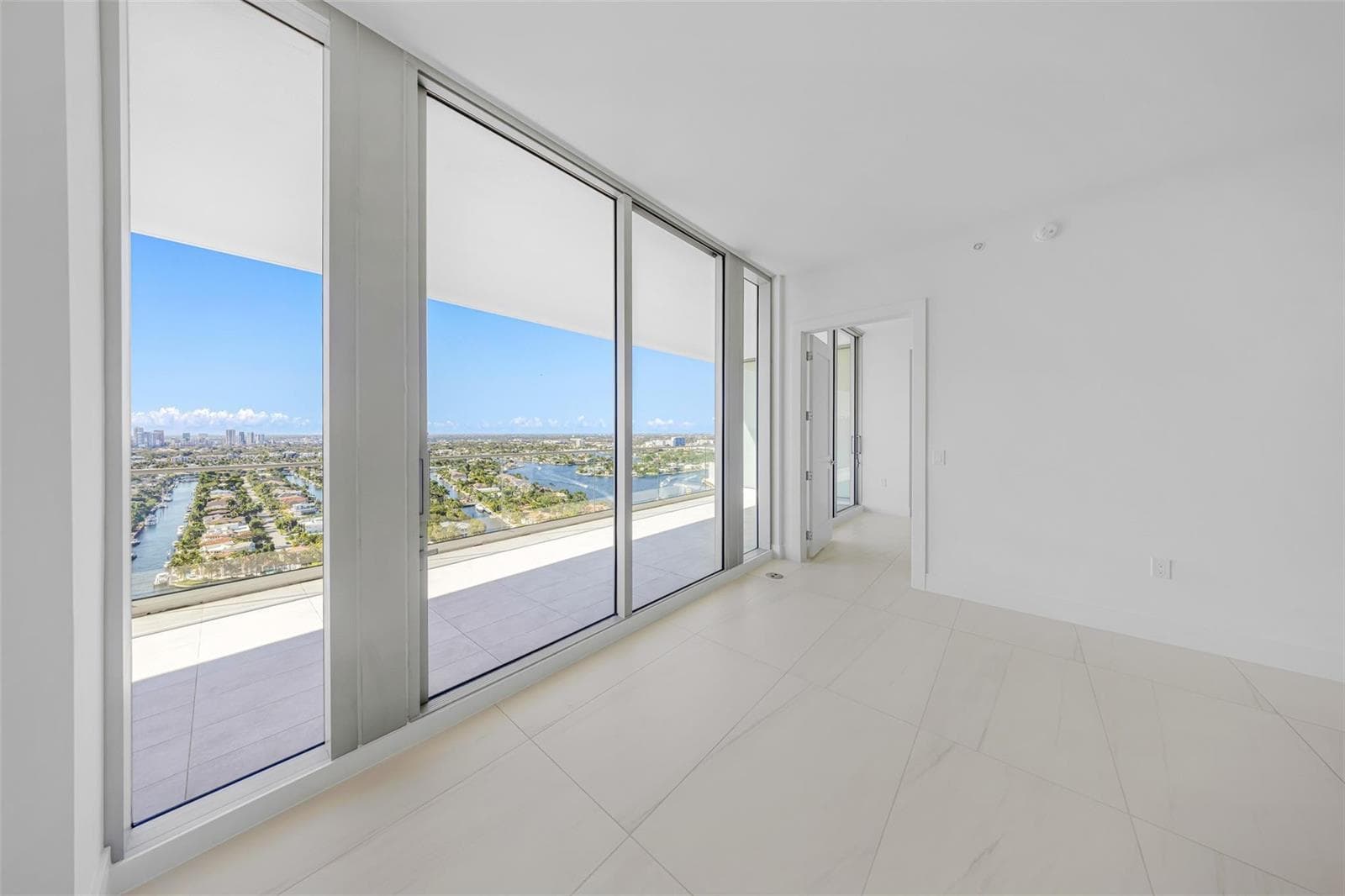 153 N Seabreeze # 2503-S, Fort Lauderdale, FL 33304 photo 4