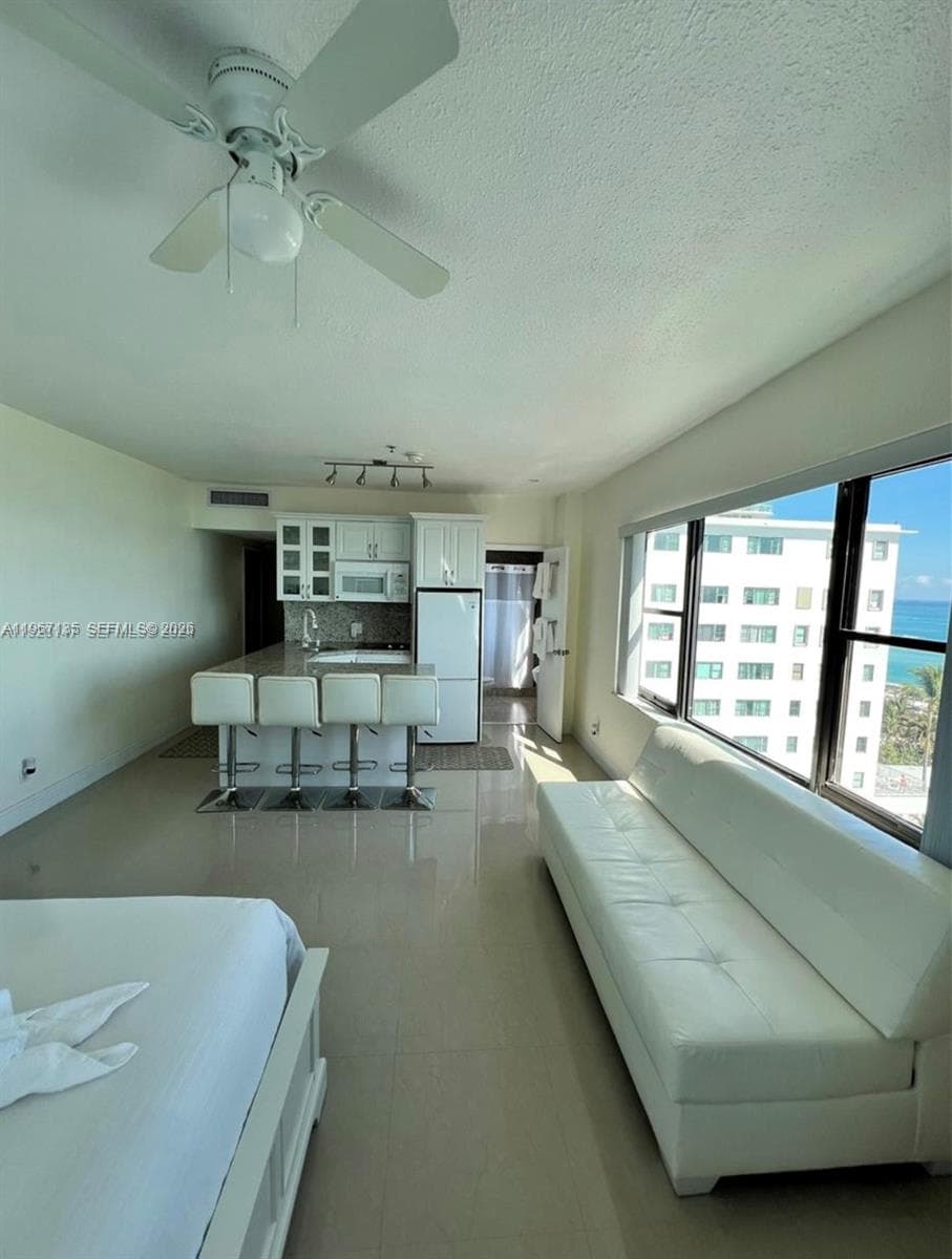 6345 Collins Ave # 908, Miami Beach, FL 33141 photo 2