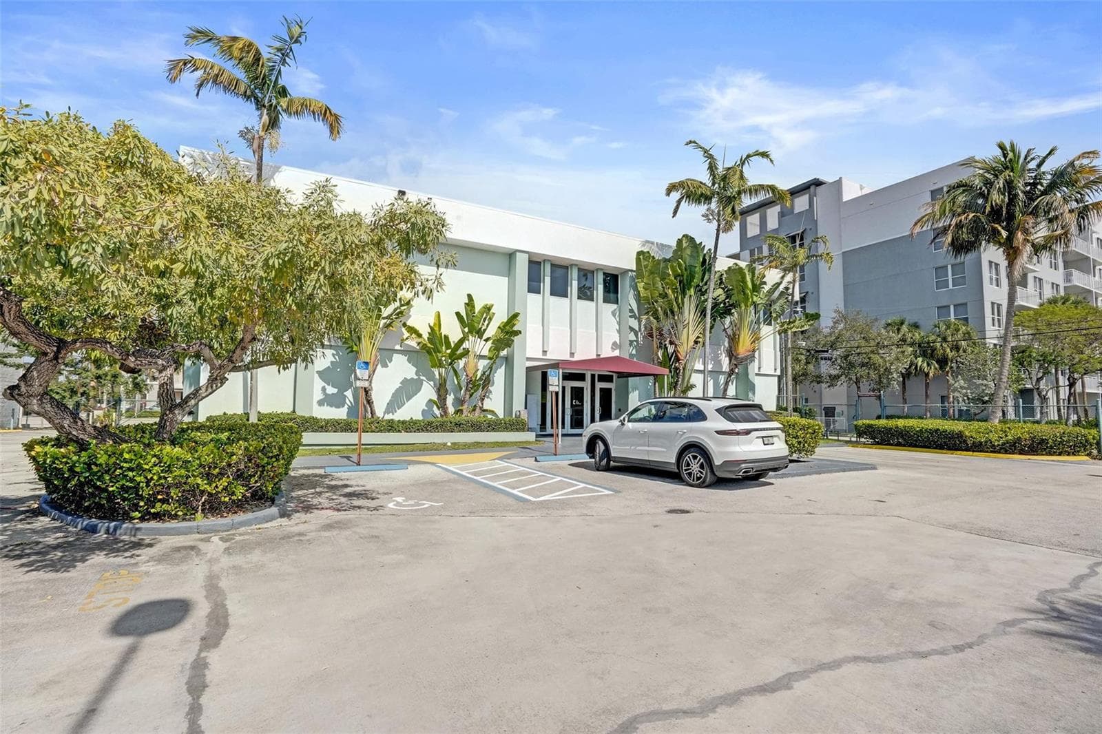 1520 E Sunrise, Fort Lauderdale, FL 33304 photo 4