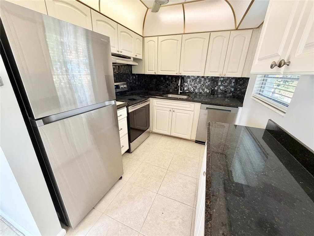 84 Mansfield B # 84, Boca Raton, FL 33434 photo 3