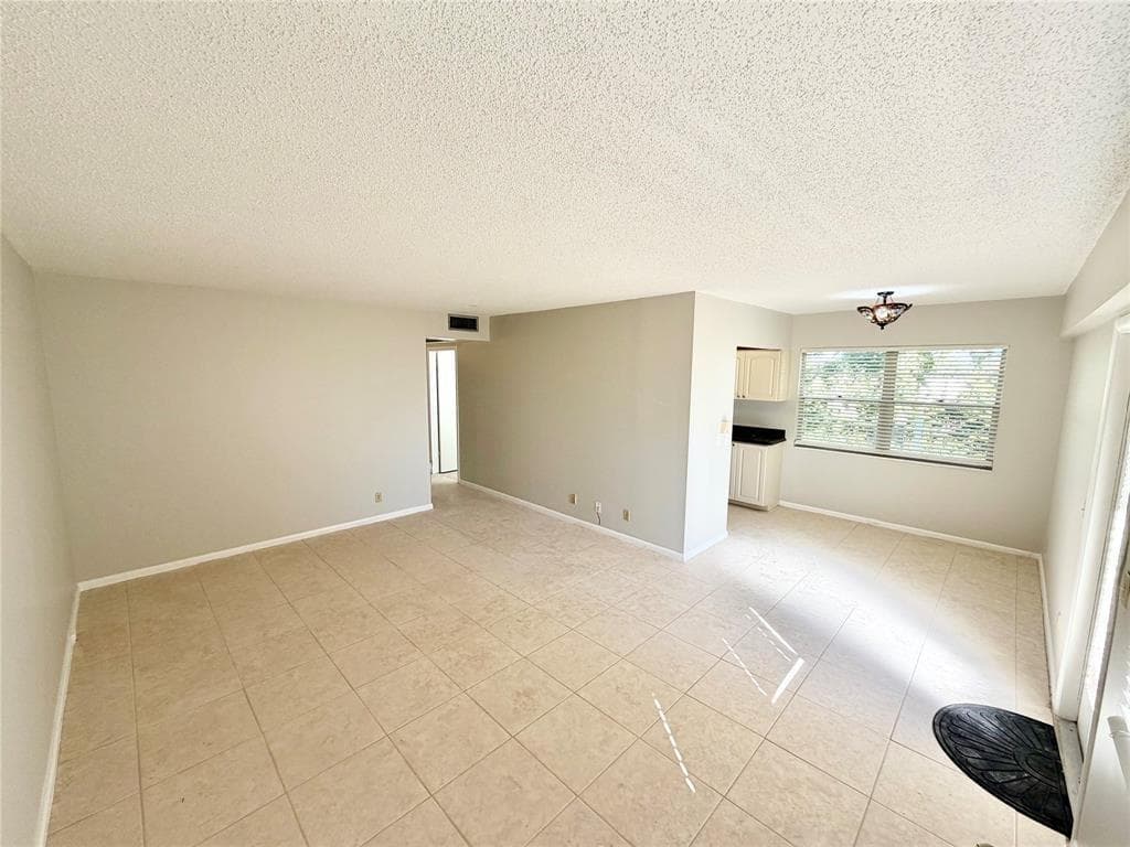 84 Mansfield B # 84, Boca Raton, FL 33434 photo 4