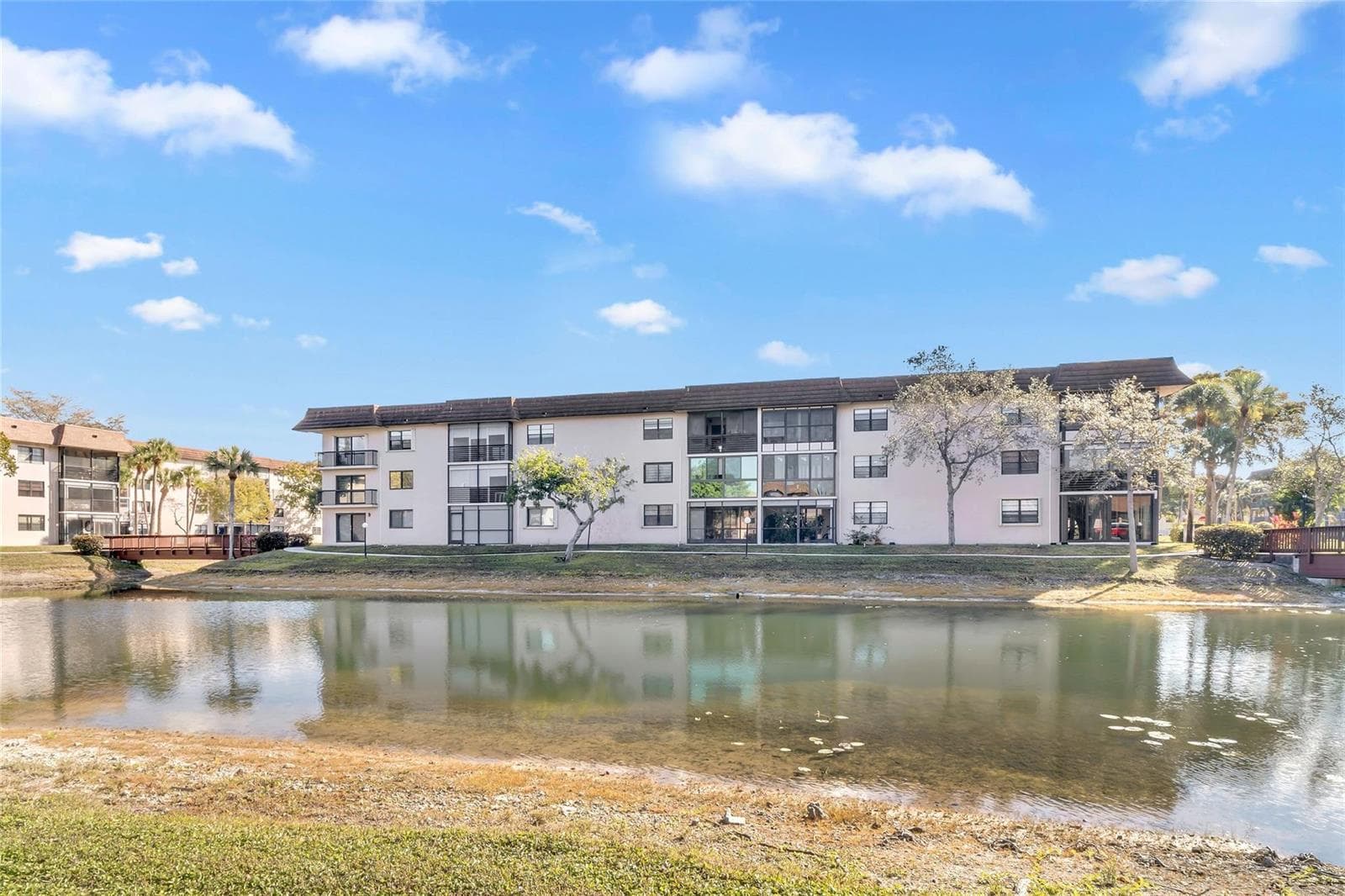4975 E Sabal Palm Boulevard # 408, Tamarac, FL 33319 photo 2