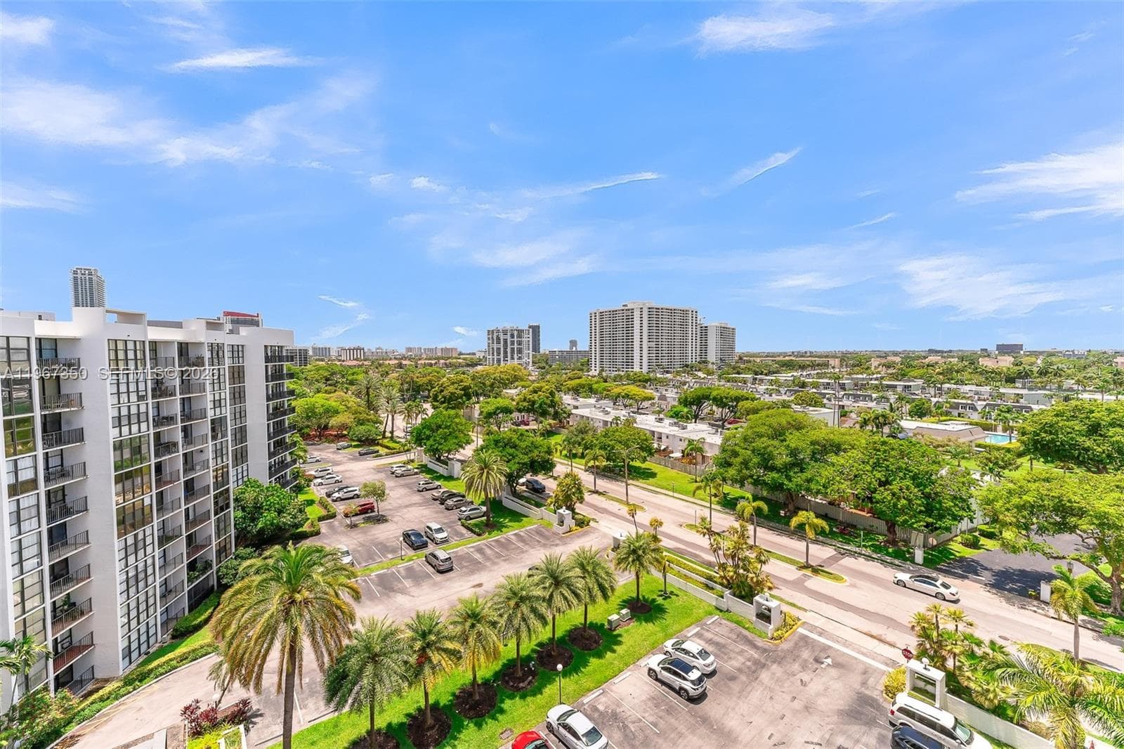 800 Parkview Dr # 1007, Hallandale Beach, FL 33009 photo 2