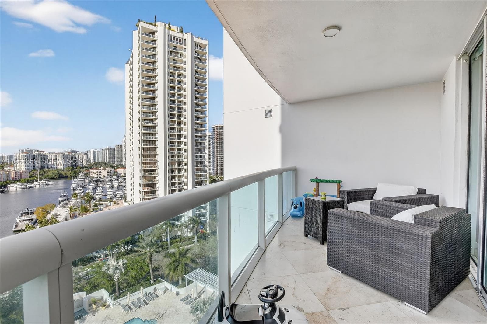 19400 Turnberry Way # 1012, Aventura, FL 33180 photo 3