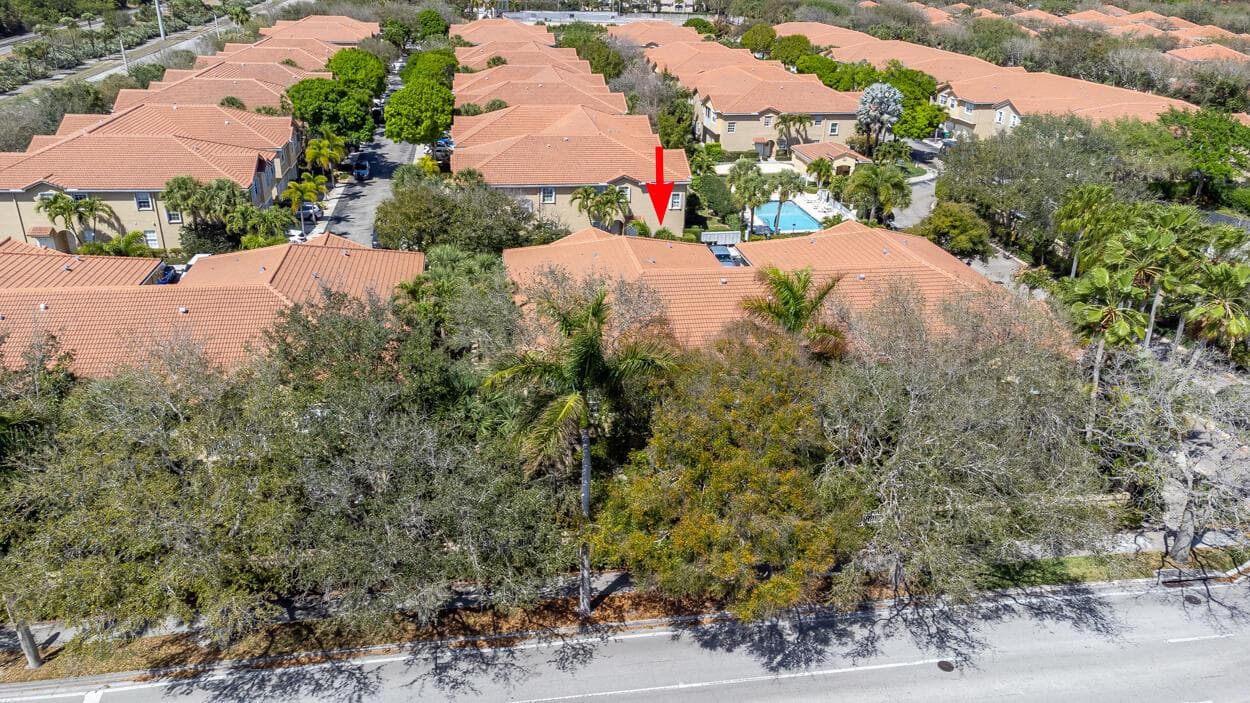 110 Lighthouse Circle # H, Tequesta, FL 33469 photo 2