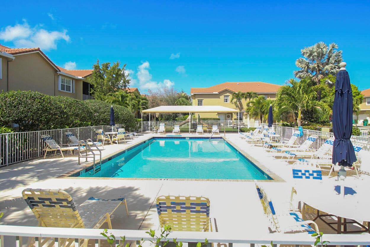 110 Lighthouse Circle # H, Tequesta, FL 33469 photo 4