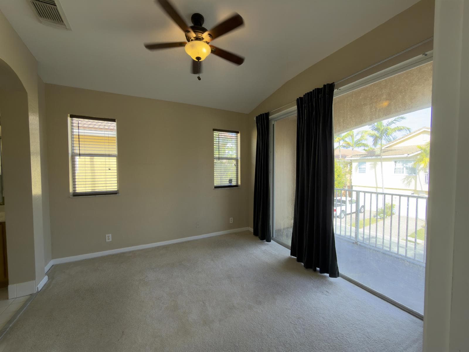 1712 Carvelle Drive, Riviera Beach, FL 33404 photo 4