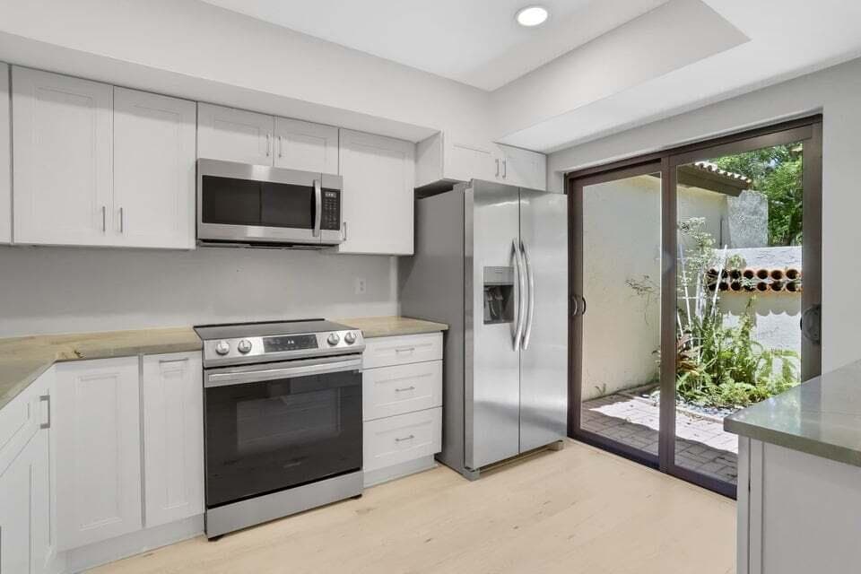 3113 Kingswood Terrace, Boca Raton, FL 33431 photo 5