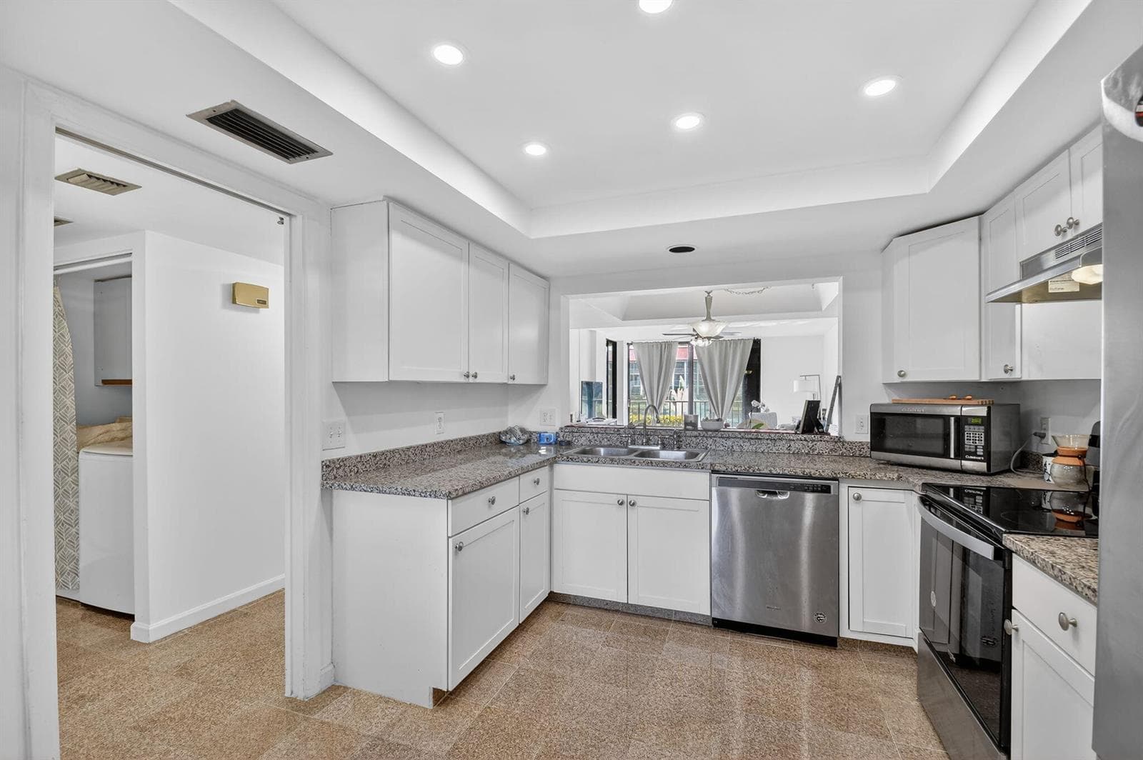 7030 Half Moon Circle # 117, Hypoluxo, FL 33462 photo 3