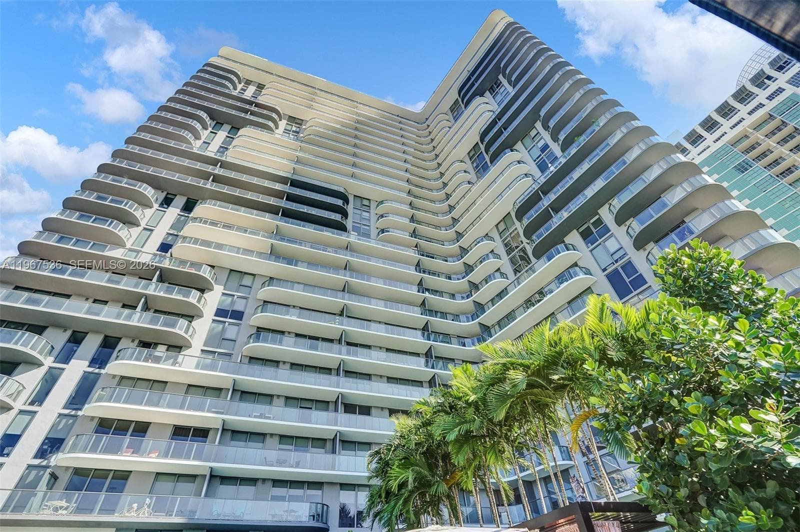 121 NE 34th St # 1705, Miami, FL 33137 photo 4
