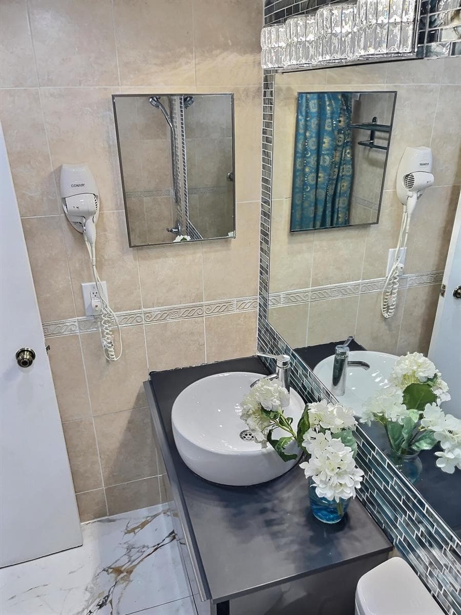 19201 Collins Avenue # 337, Sunny Isles Beach, FL 33160 photo 3