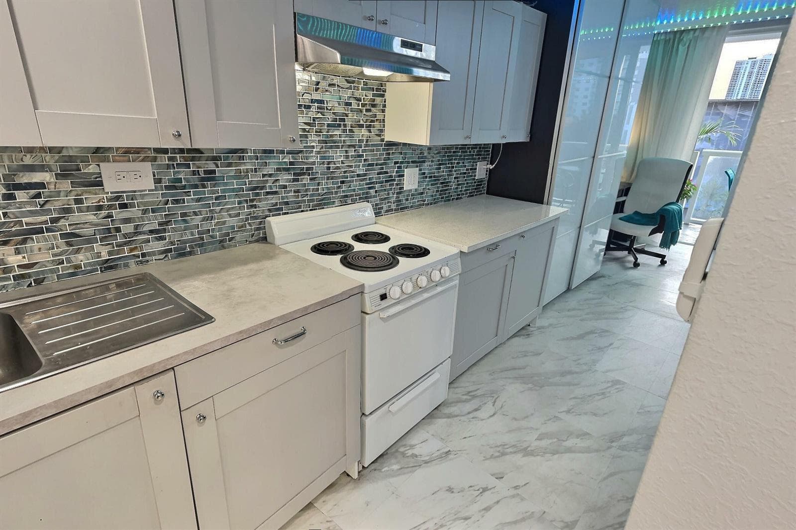 19201 Collins Avenue # 337, Sunny Isles Beach, FL 33160 photo 4