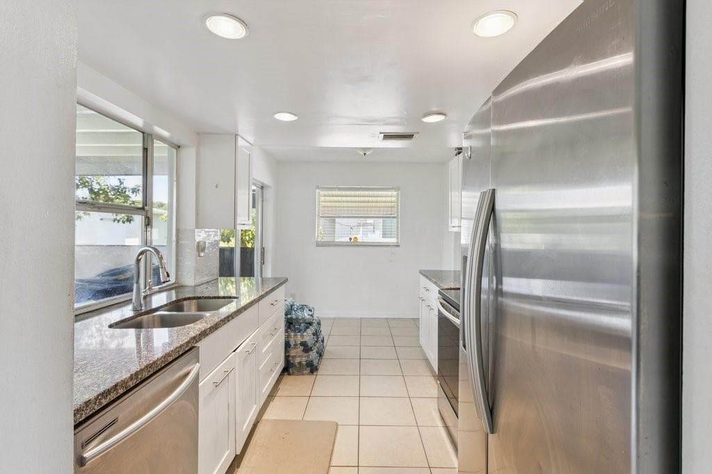 6708 NW 57th Drive, Tamarac, FL 33321 photo 3