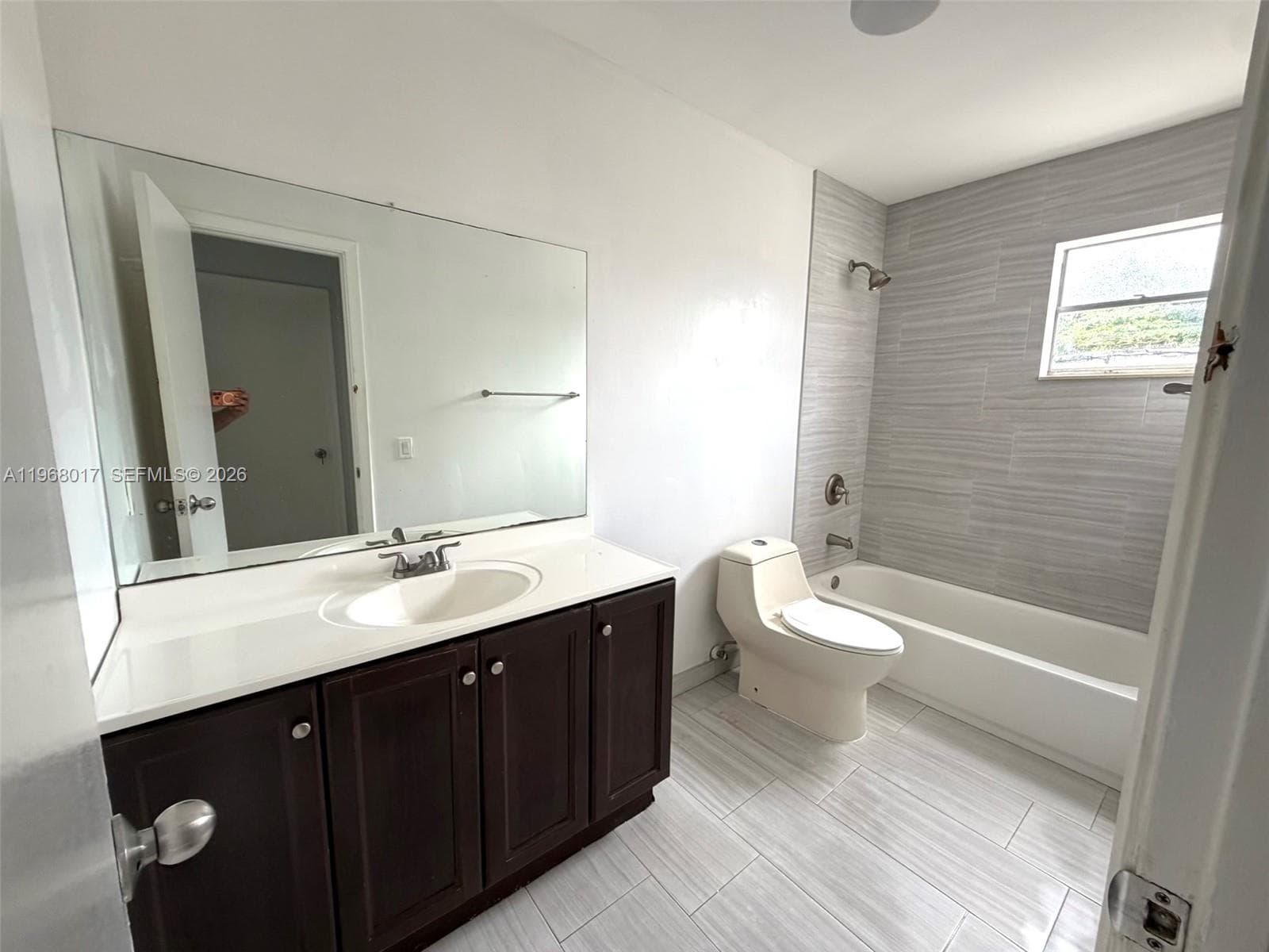 137xx SW 32nd St, Miami, FL 33175 photo 3