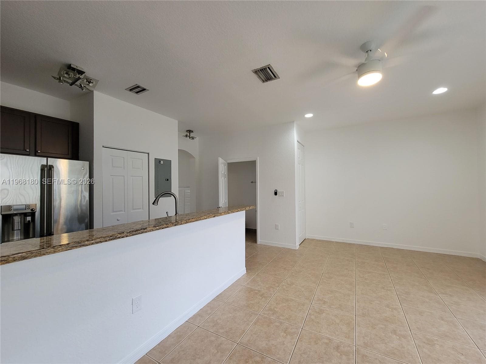 8938 SW 19th St # 904, Miramar, FL 33025 photo 3