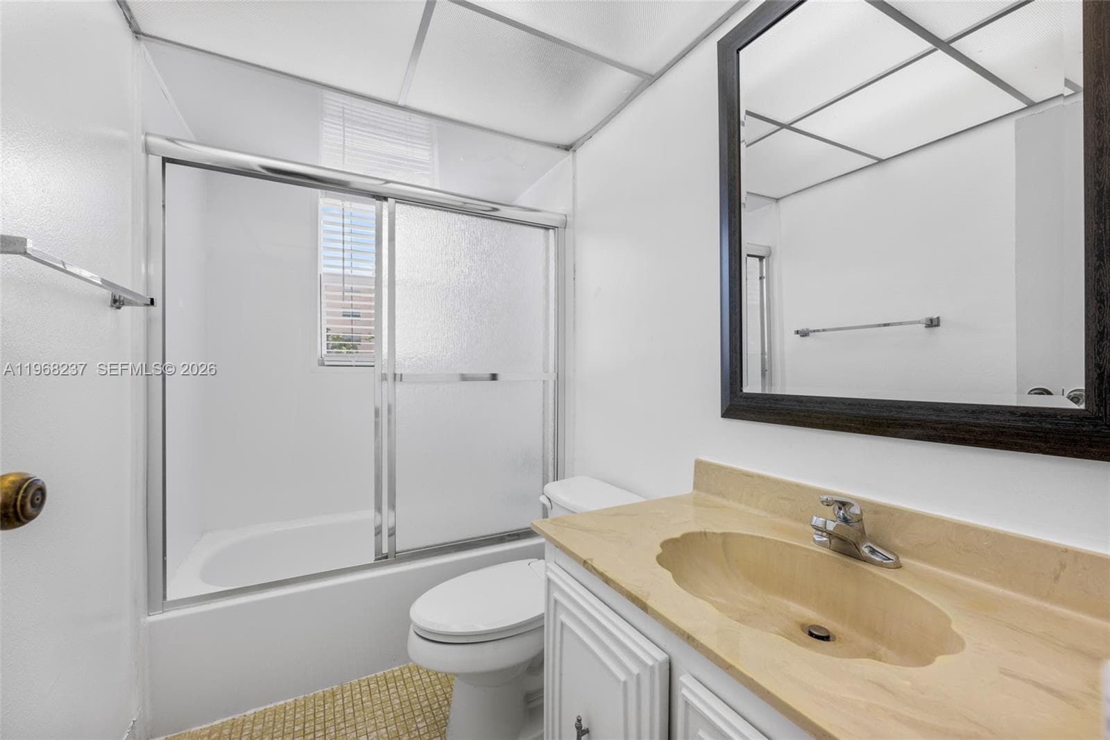 2861 Somerset Dr # 104, Lauderdale Lakes, FL 33311 photo 5