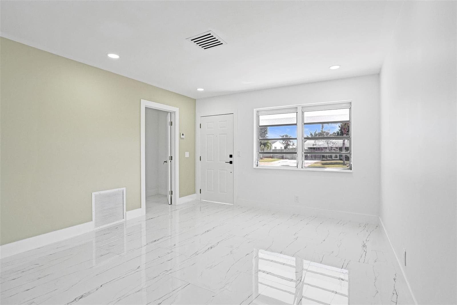 1437 SW 1st Avenue, Deerfield Beach, FL 33441 photo 4