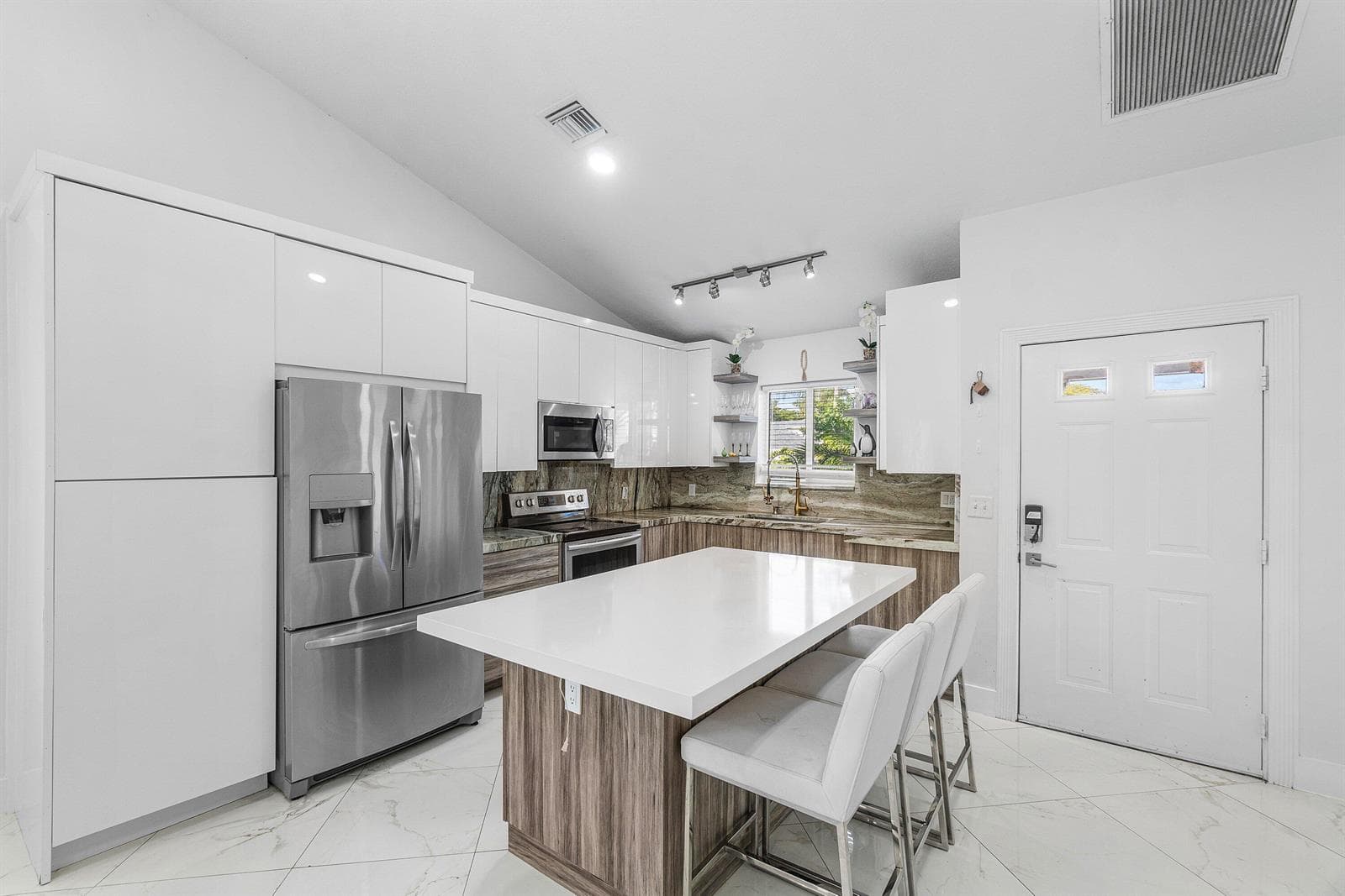 101 Azalea Circle, Boynton Beach, FL 33436 photo 5