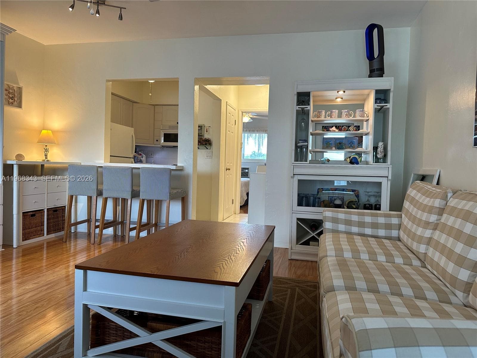 801 Atlantic Shores Blvd # 206, Hallandale Beach, FL 33009 photo 4