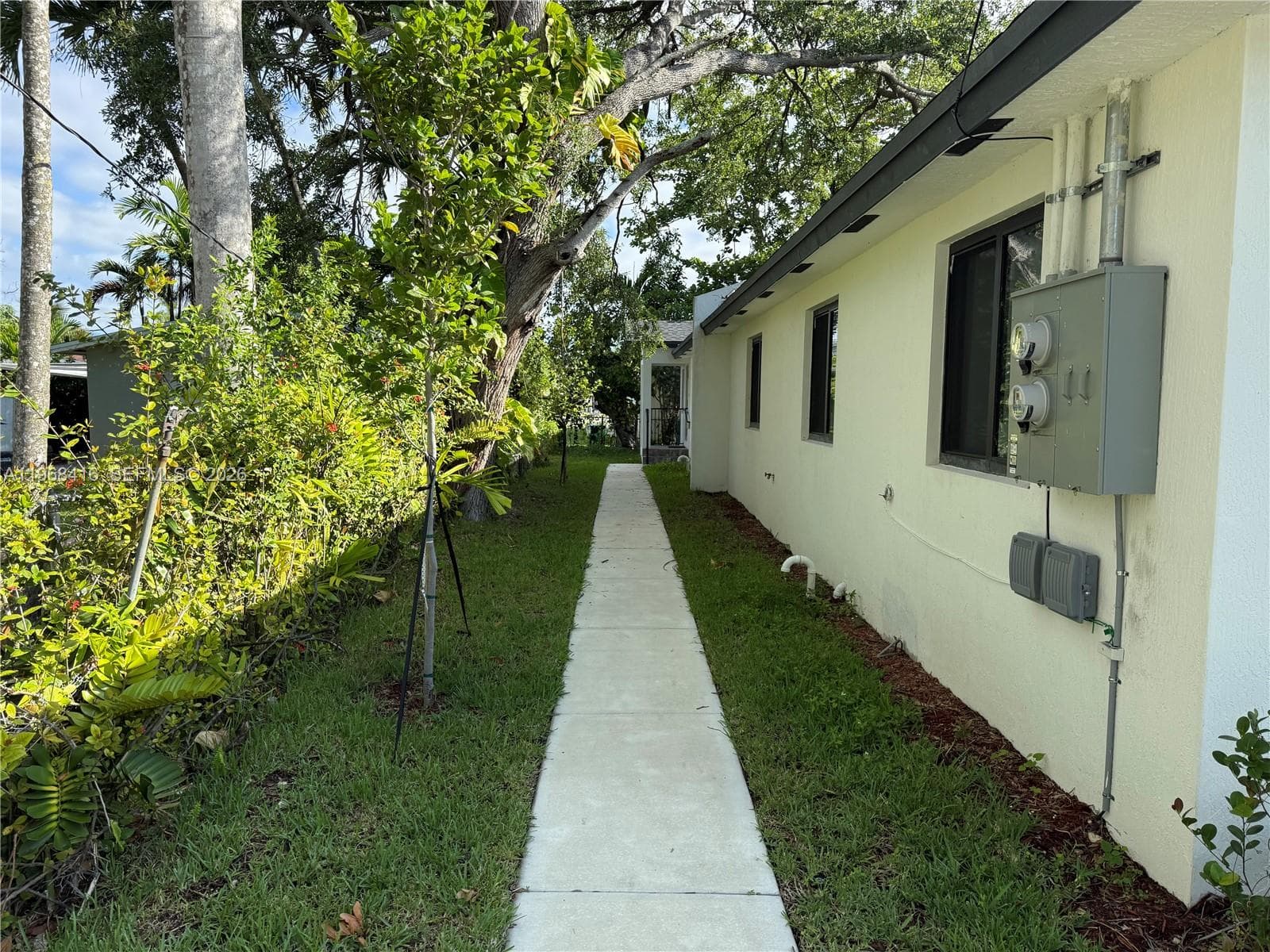 210 SW 3rd St, Florida City, FL 33034 photo 5