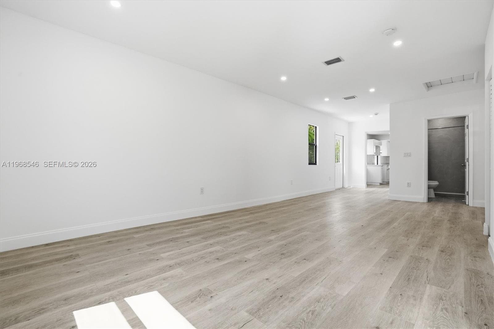 4237 SW 7th St, Miami, FL 33134 photo 2