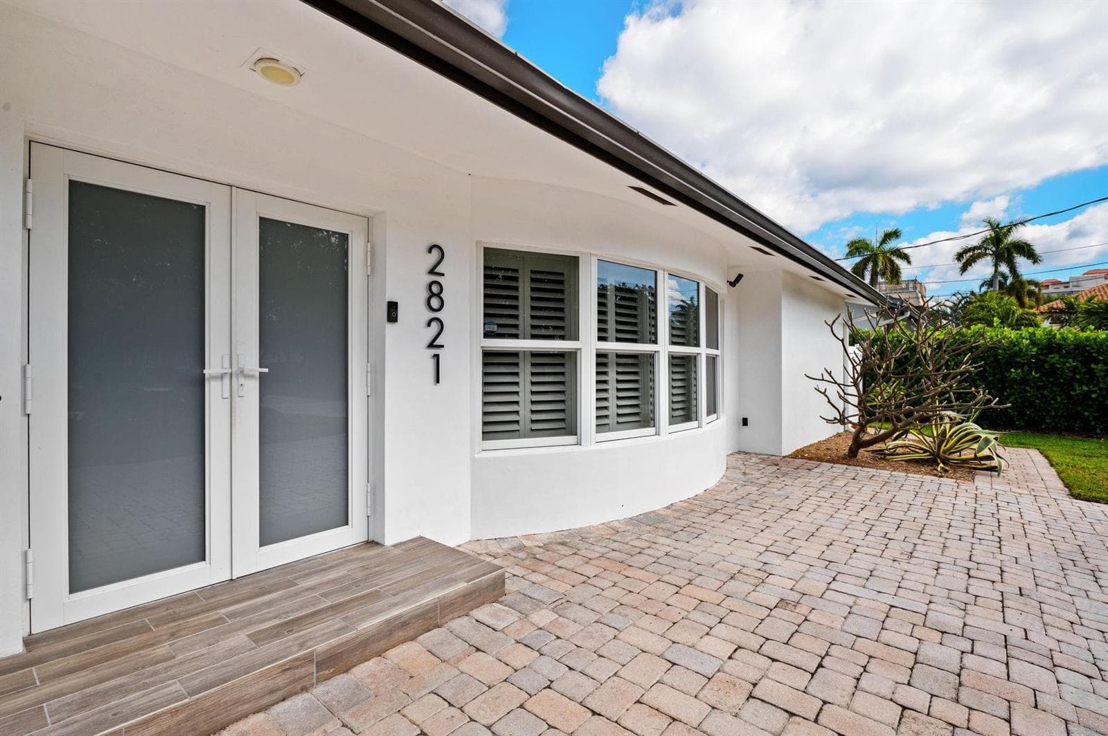 2821 NE 9th Court, Pompano Beach, FL 33062 photo 5