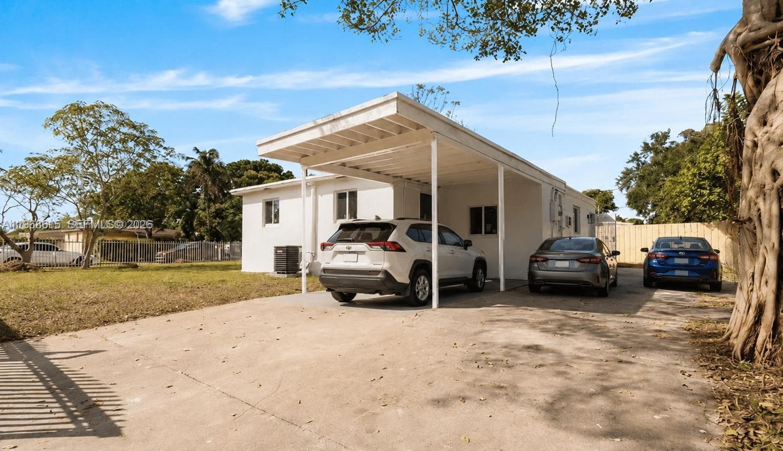 1735 NW 126th St, Miami, FL 33167 photo 3