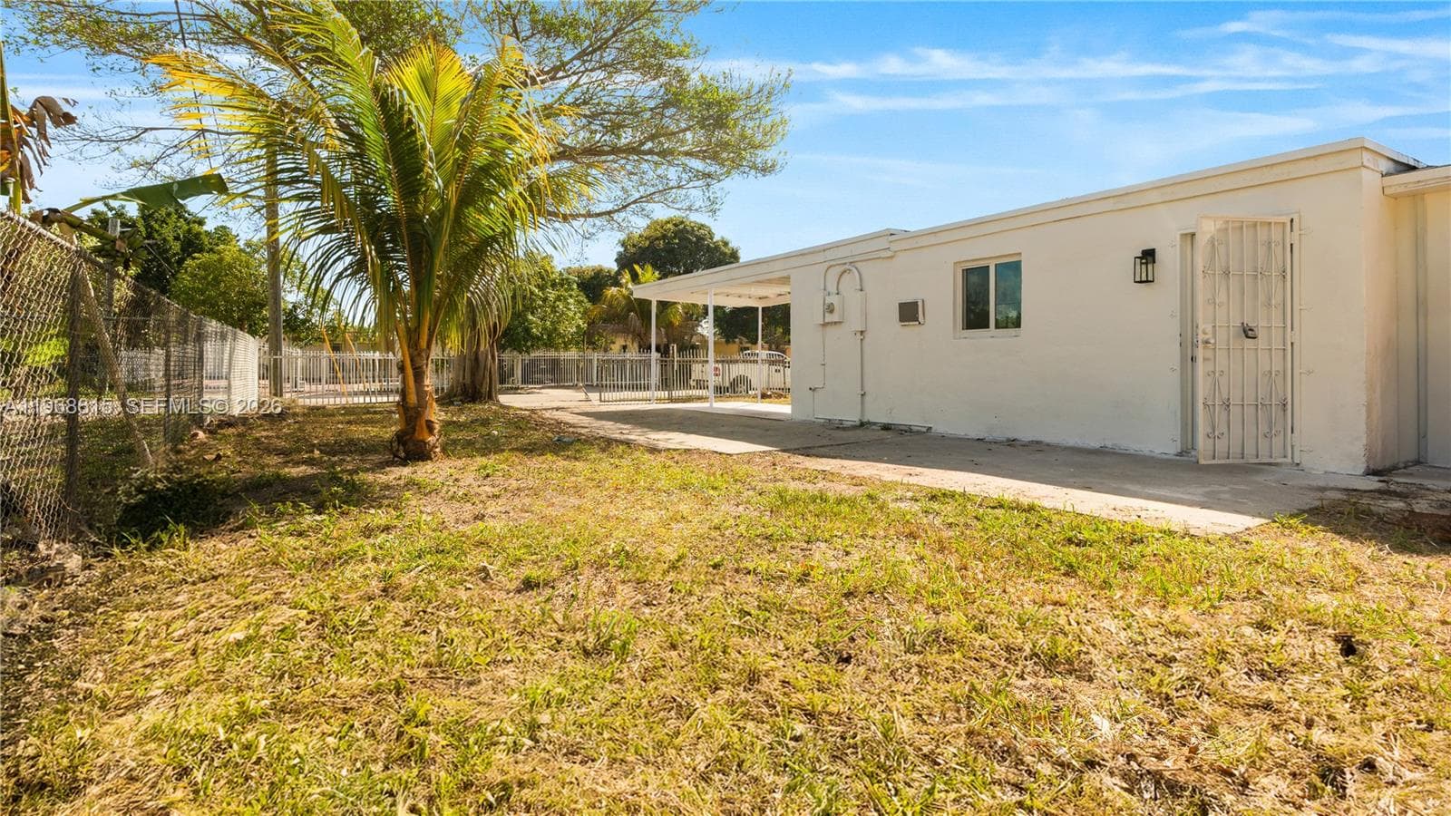 1735 NW 126th St, Miami, FL 33167 photo 4