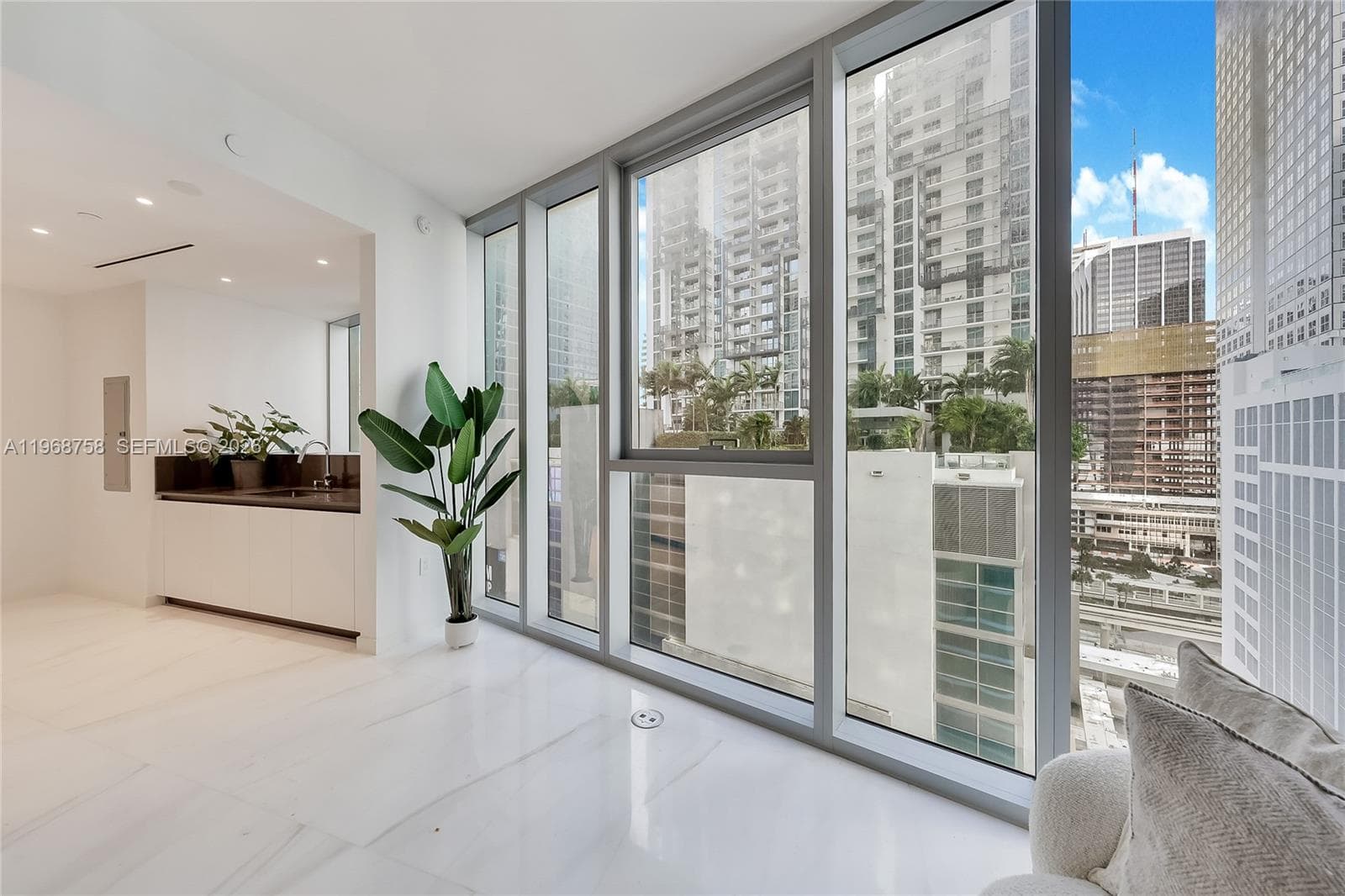 300 Biscayne Boulevard Way # 1105C, Miami, FL 33131 photo 4