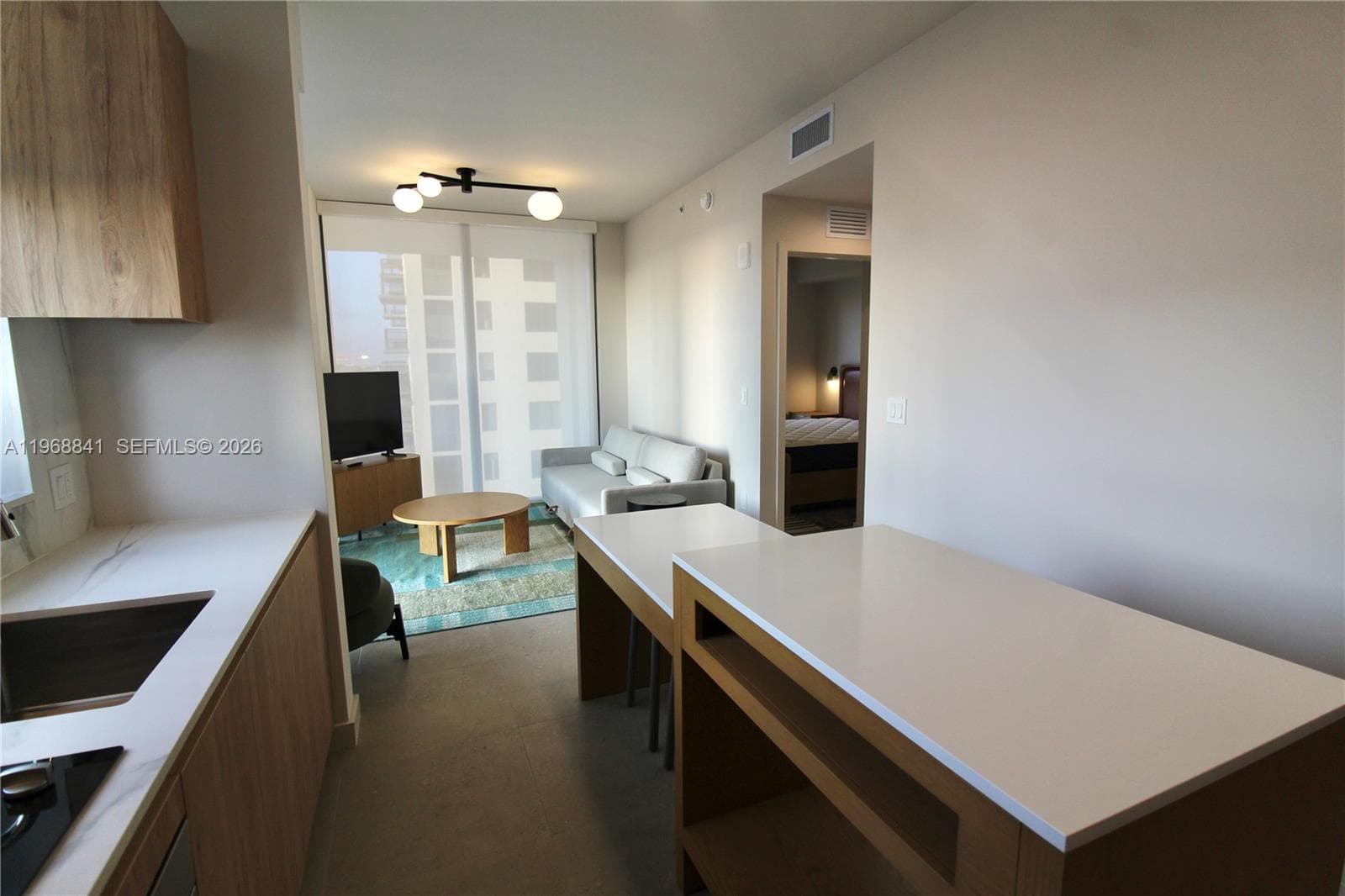11 NE 6 St # 2114, Miami, FL 33132