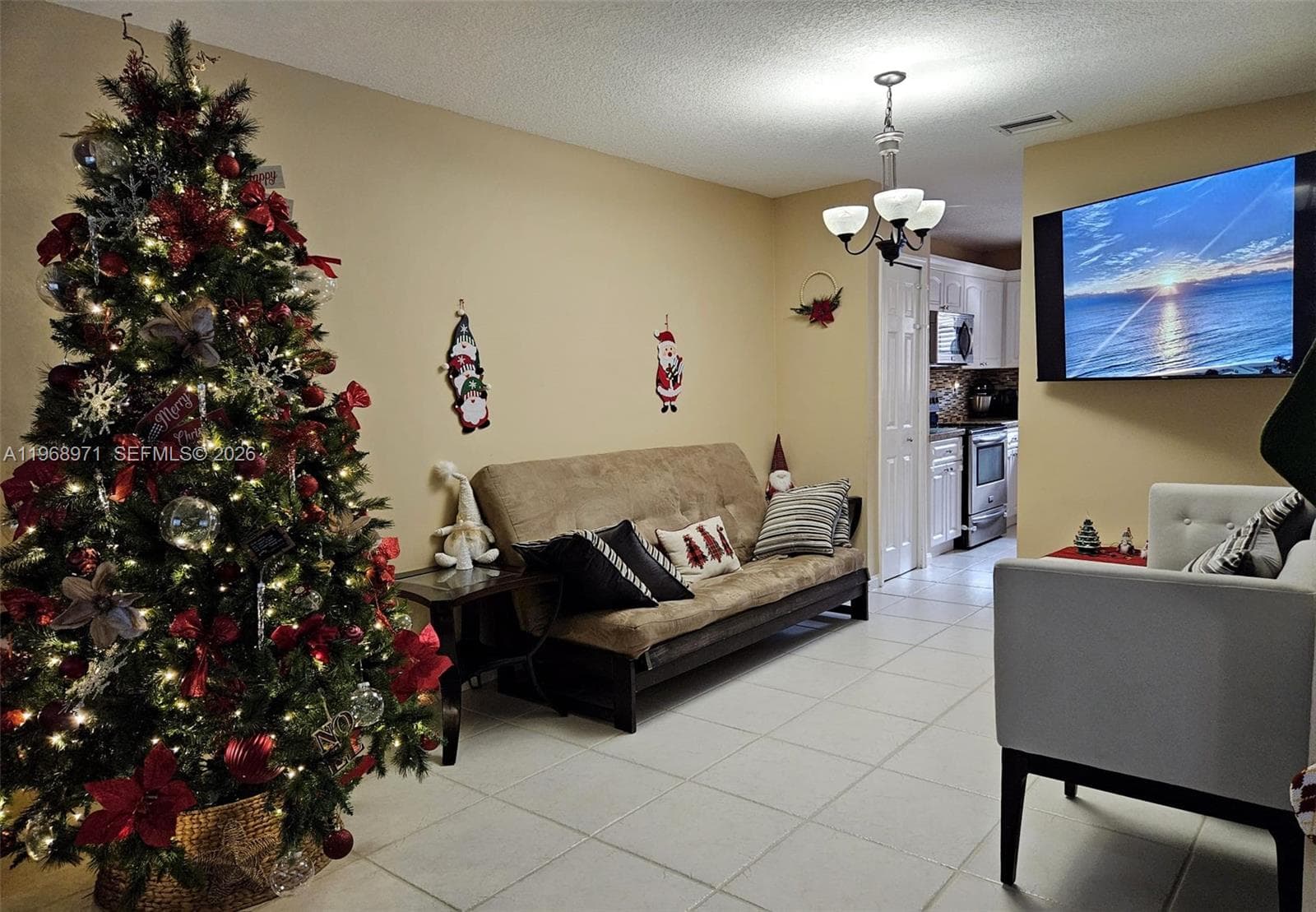 14070 S Forest Oak Cir, Davie, FL 33325 photo 3