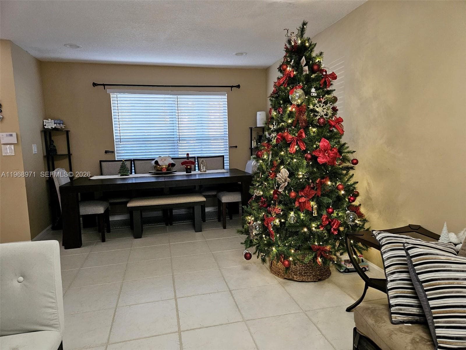 14070 S Forest Oak Cir, Davie, FL 33325 photo 4