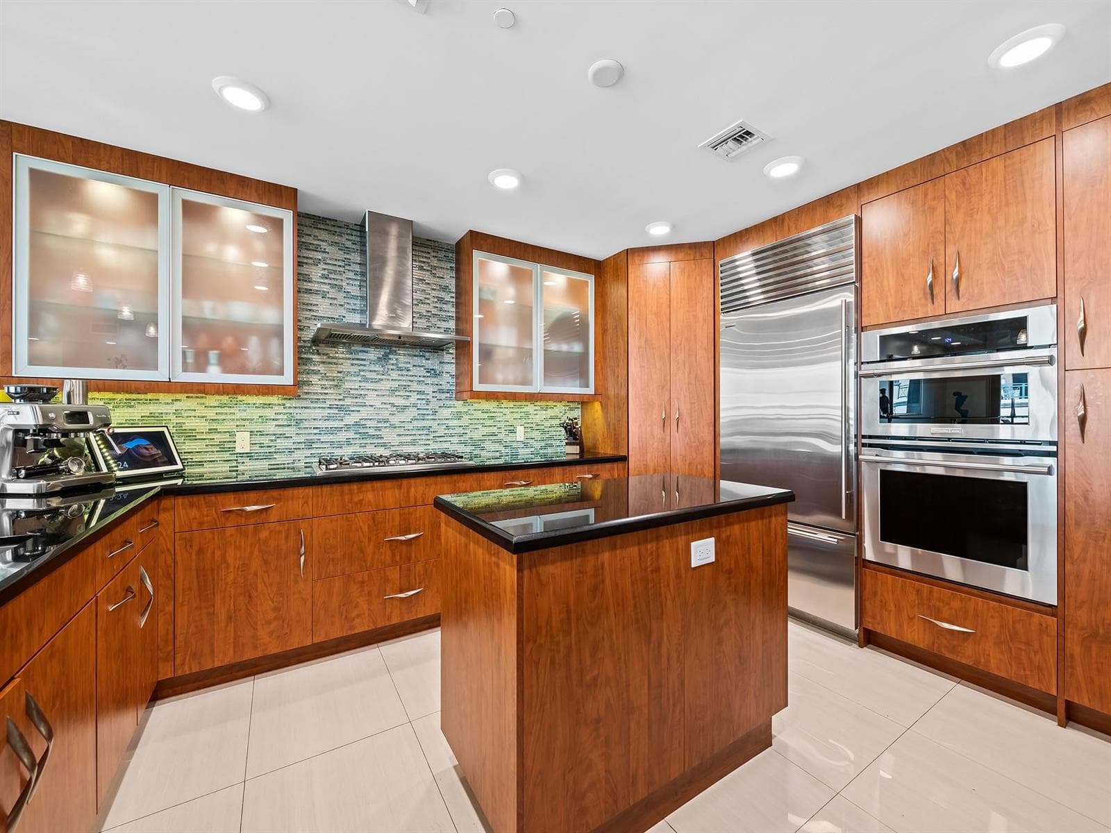 3415 N Ocean Drive # 505, Hollywood, FL 33019 photo 5