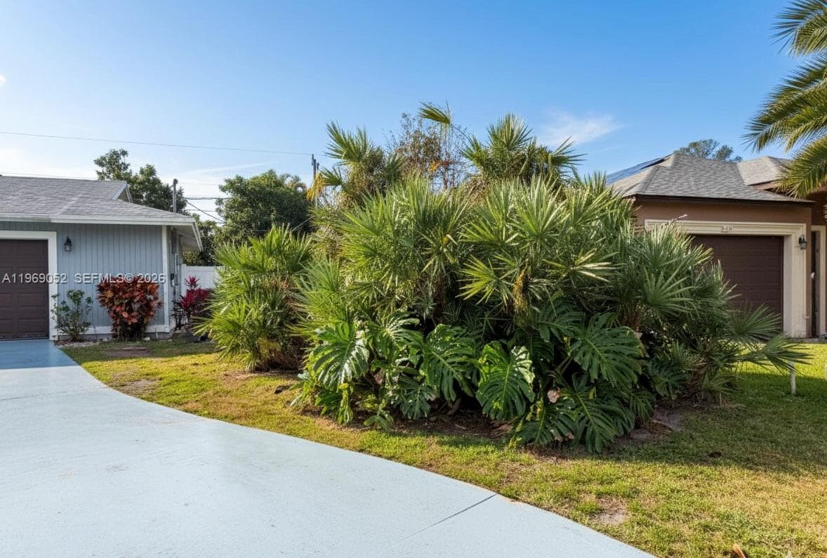1450 SW Cellini Ave, Port St. Lucie, FL 34953 photo 2