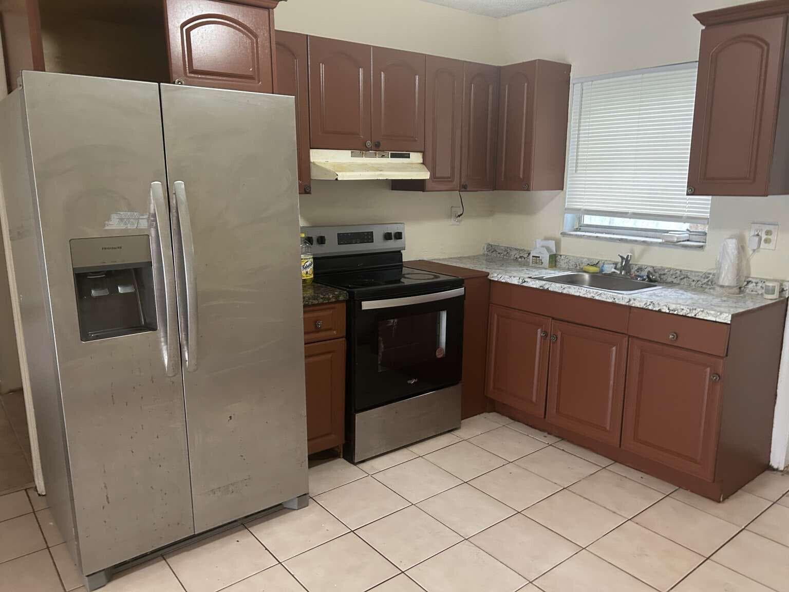 3370 NW 8th Place, Lauderhill, FL 33311 photo 2