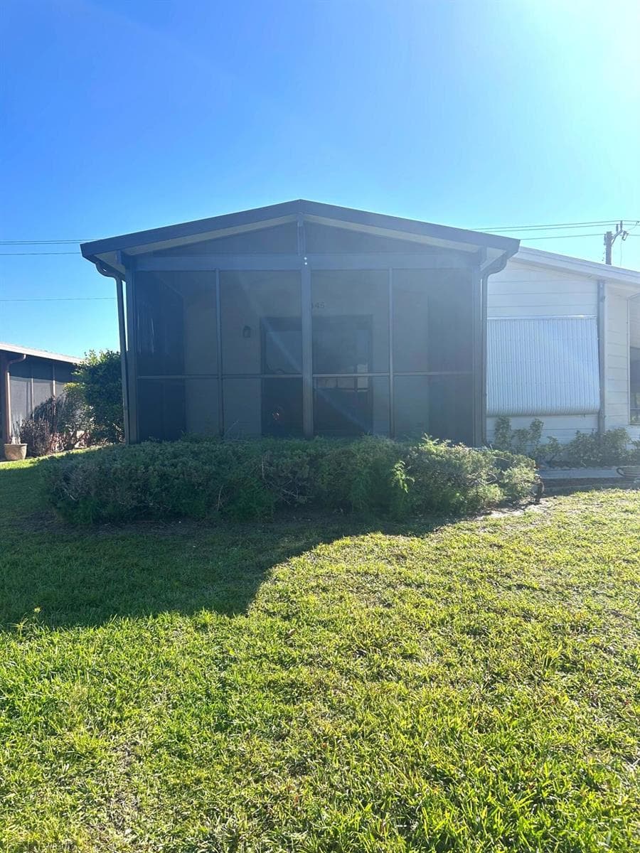7445 SE Independence Avenue, Hobe Sound, FL 33455