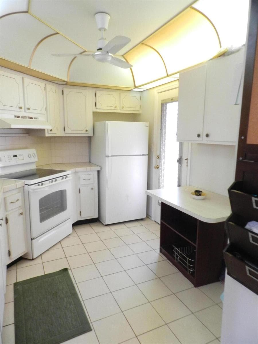 4 Greenway Village N # 107, Royal Palm Beach, FL 33411 photo 5