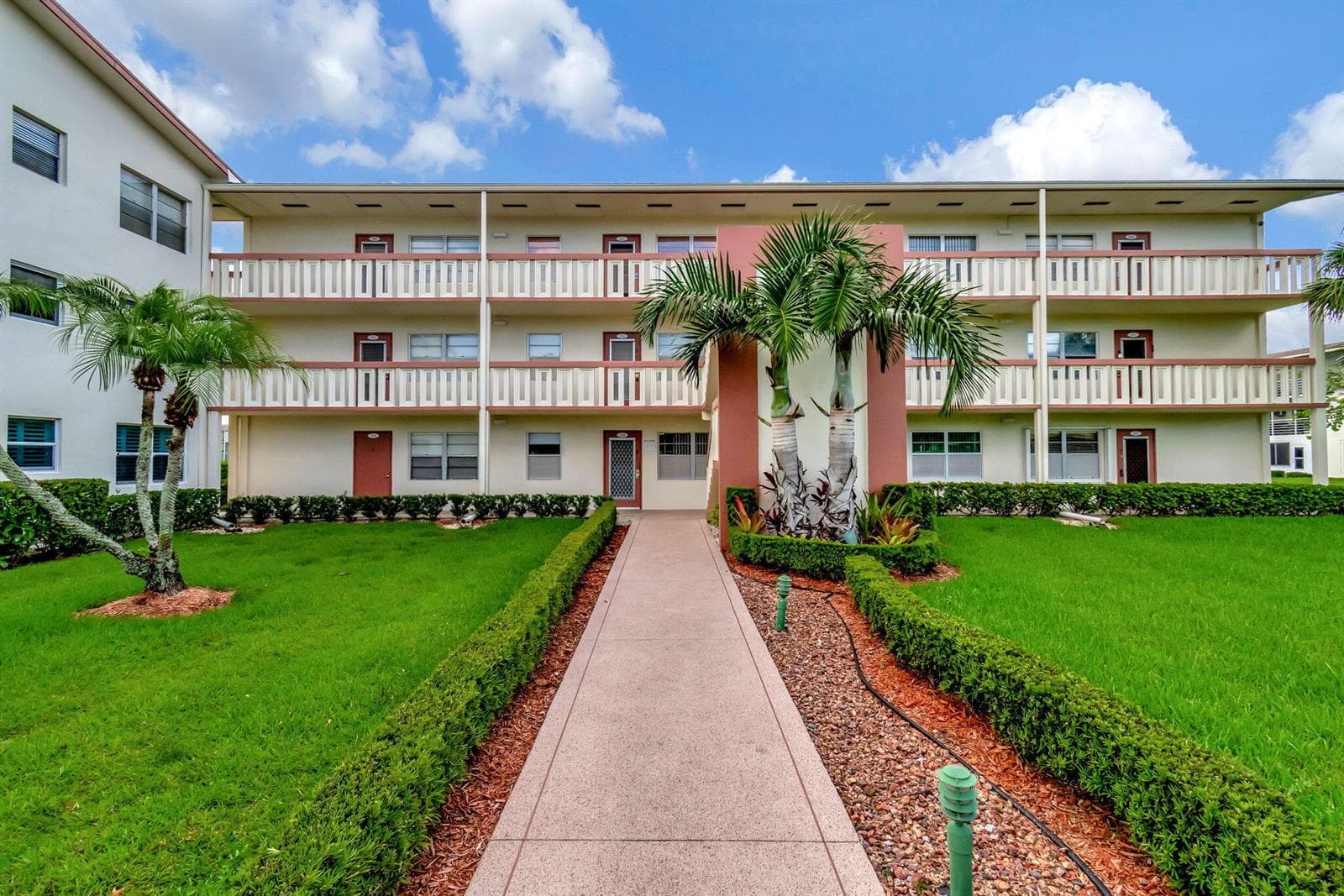 339 Preston I, Boca Raton, FL 33434 photo 2
