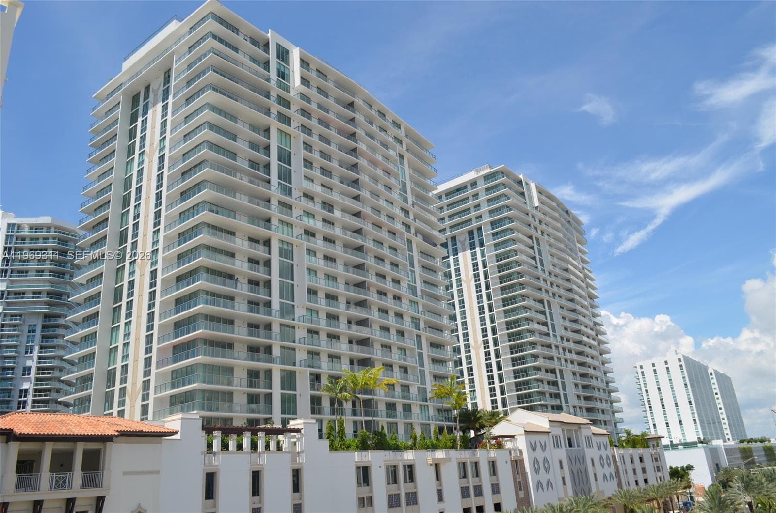 300 Sunny Isles Blvd # 4-2305, Sunny Isles Beach, FL 33160