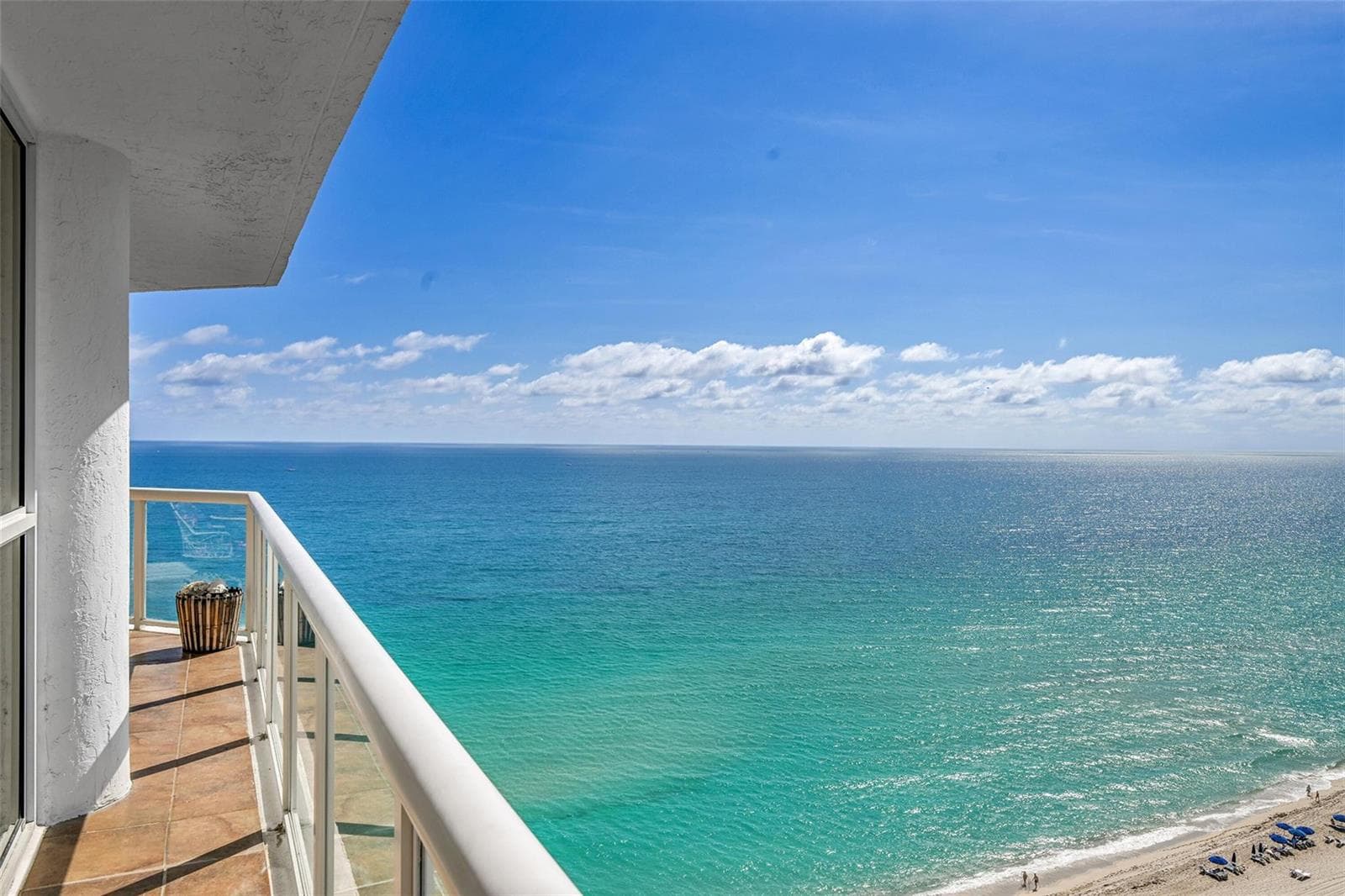16425 Collins Avenue # 2011, Sunny Isles Beach, FL 33160 photo 3
